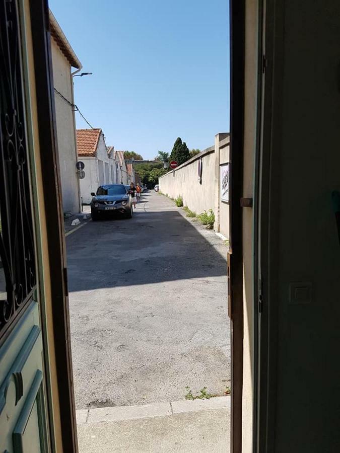 Jolie Petite Maison Idealement Situee Arles Exterior photo